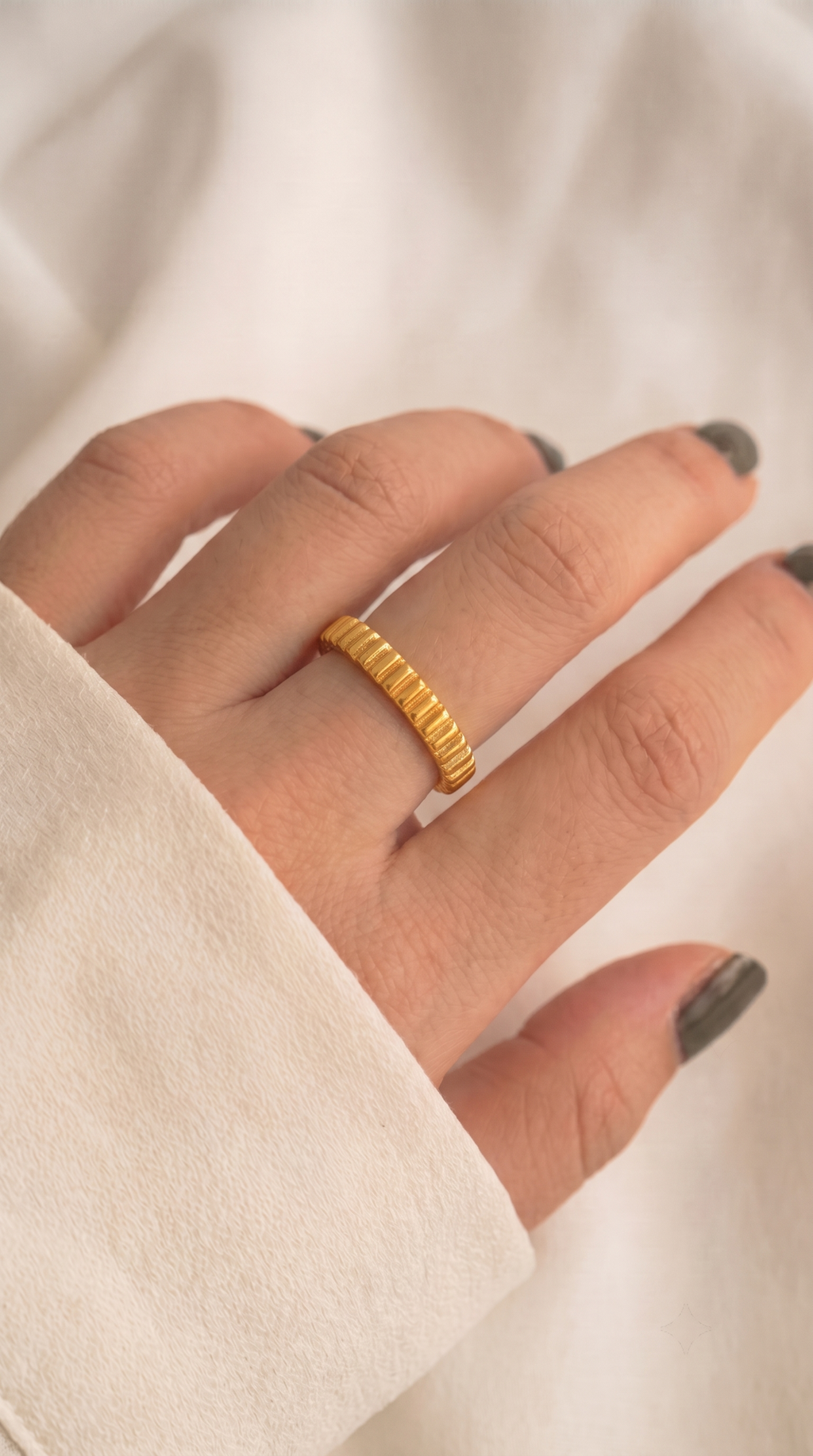 Linear Ridge Ring