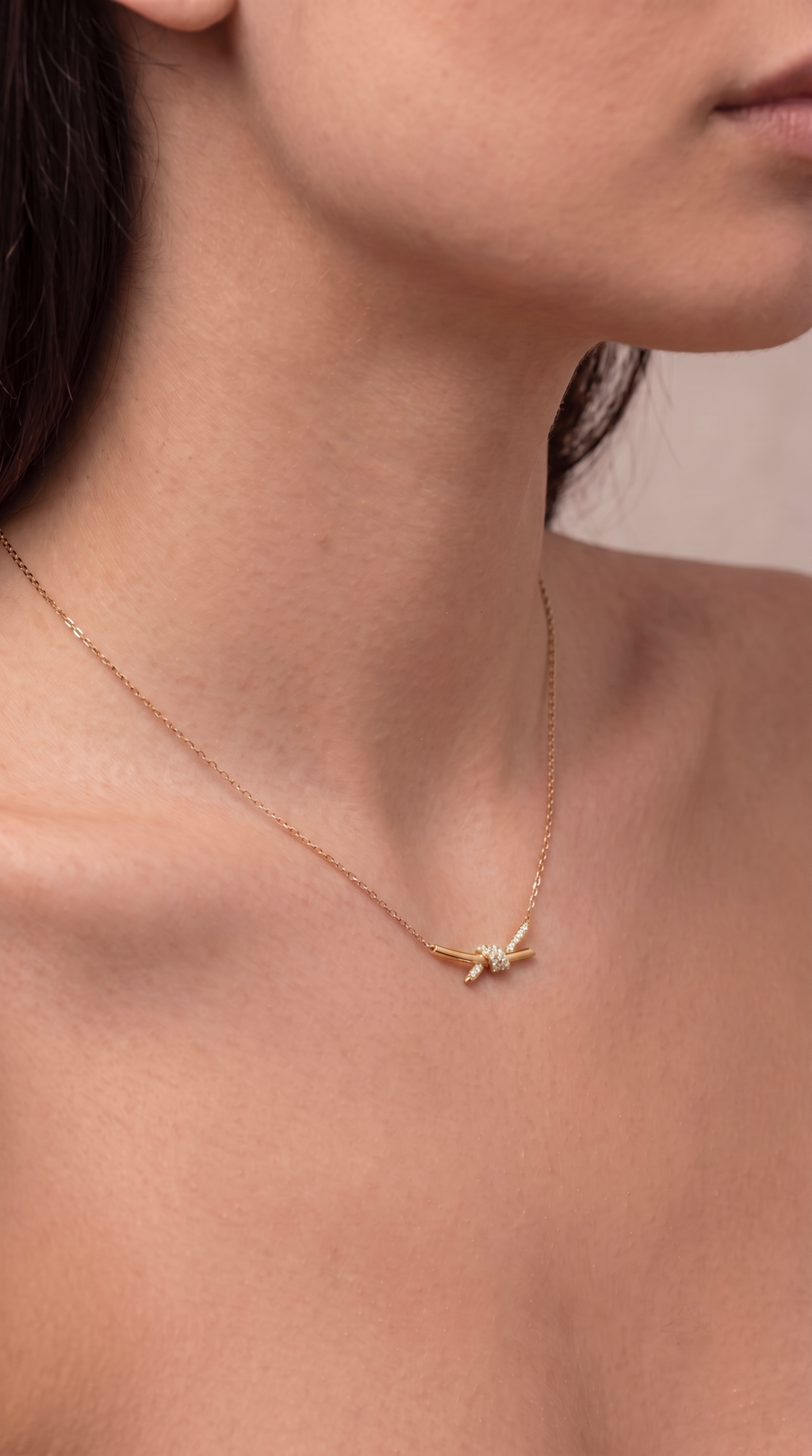 18K Gold Lab Grown Diamond Ribbon Bow Necklace
