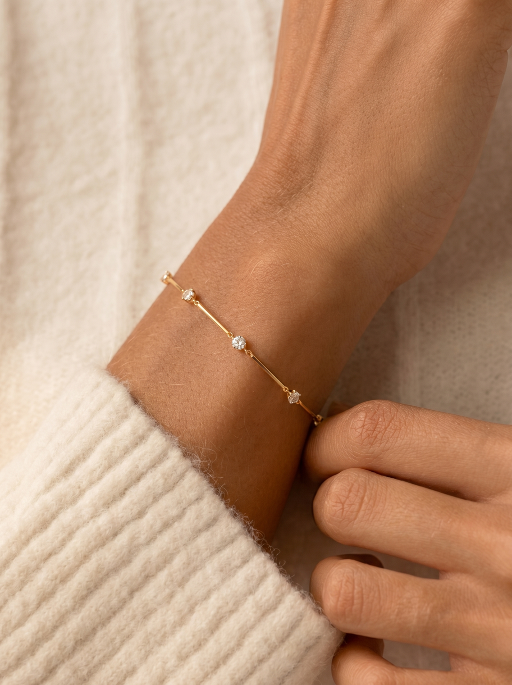 14k Gold Vermeil Linear Dot Lab Grown Diamond Bracelet