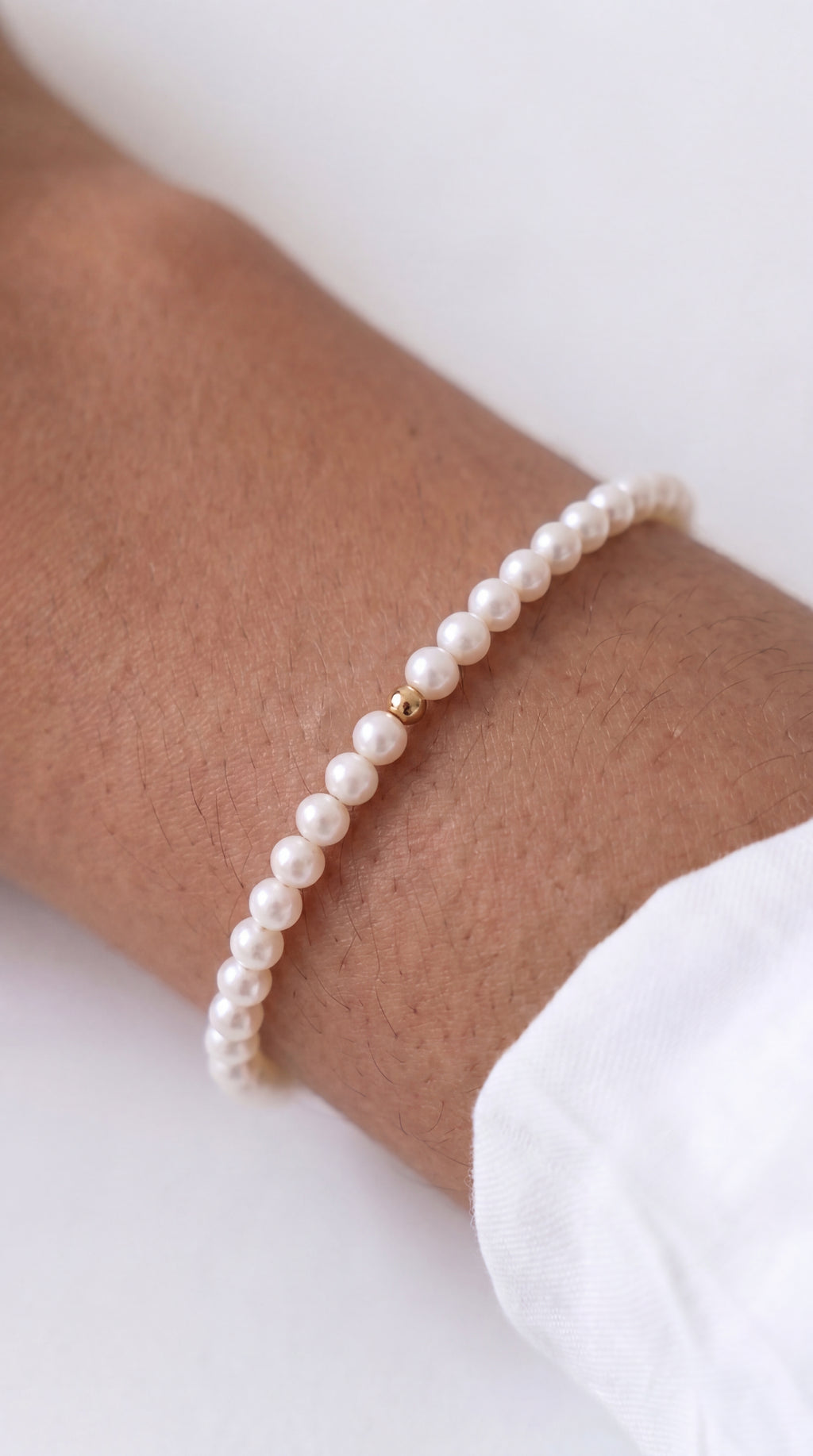 Soft Pearl 18k Gold Accent Bracelet
