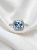 18k White Gold Sapphire Frame Ring