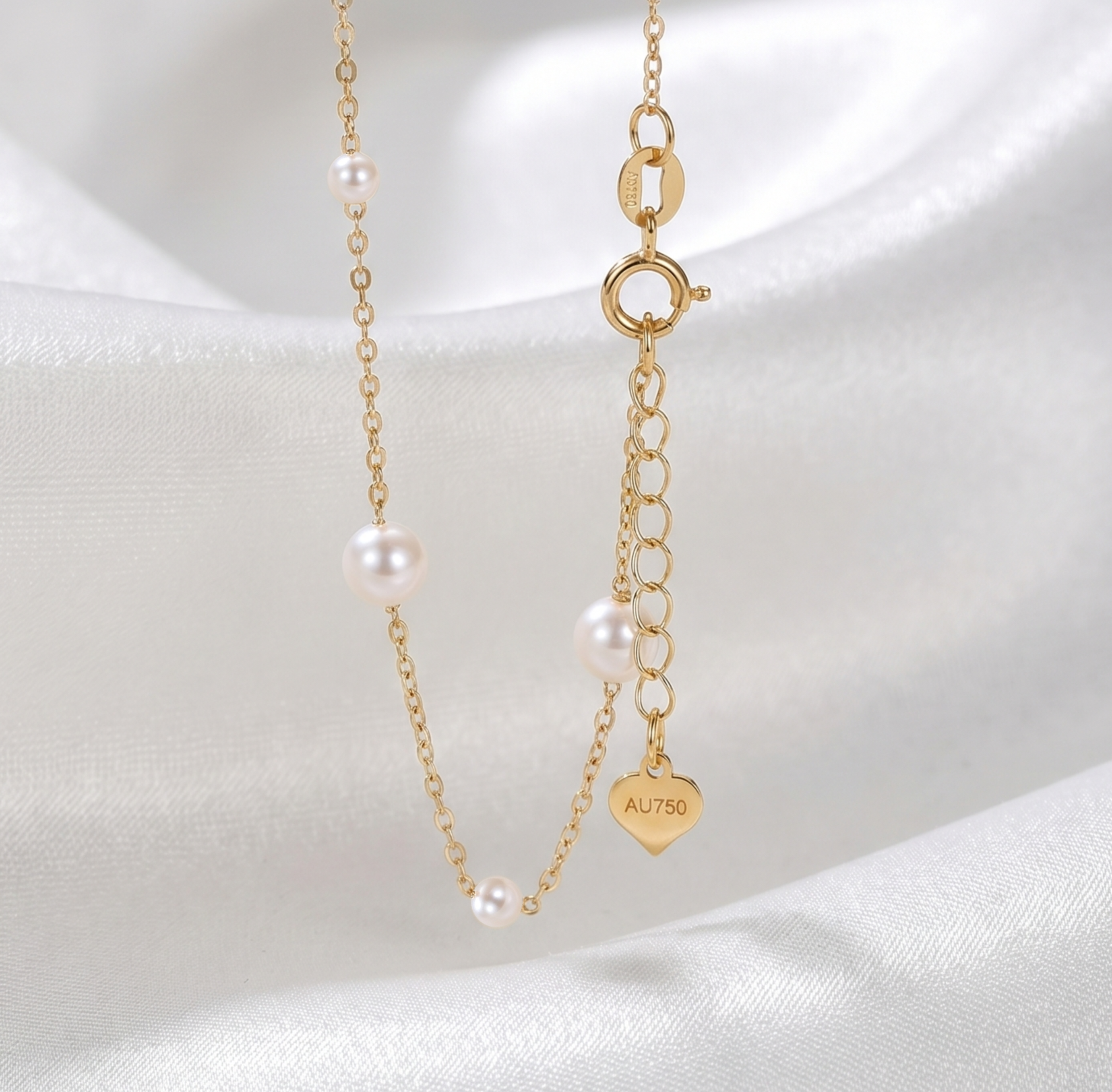 18K Gold Graduated Soft Pearl Bracelet