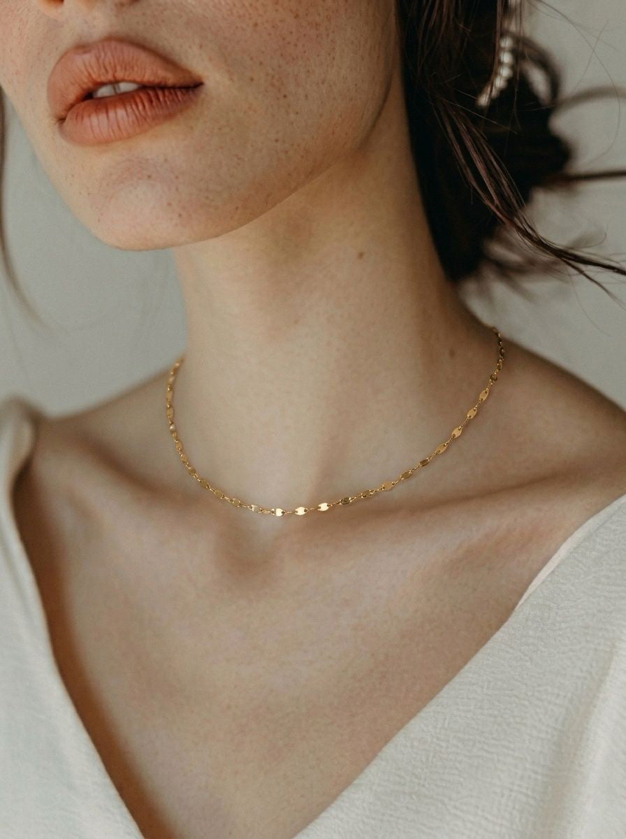 18k Gold Petal Chain Necklace