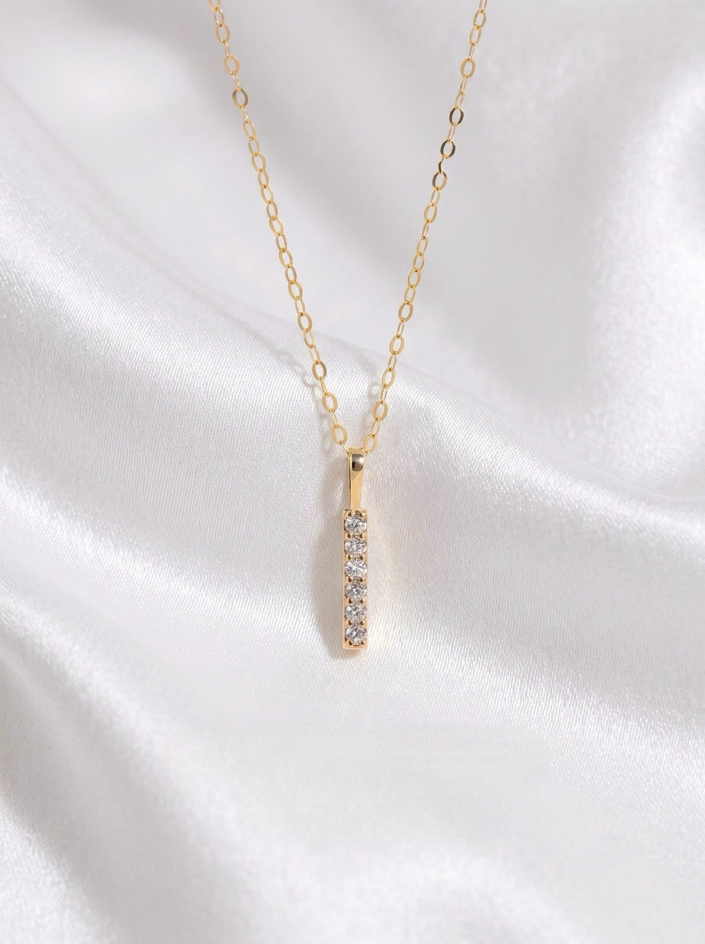 18k Gold Linear Lab-Grown Diamond Bar Necklace