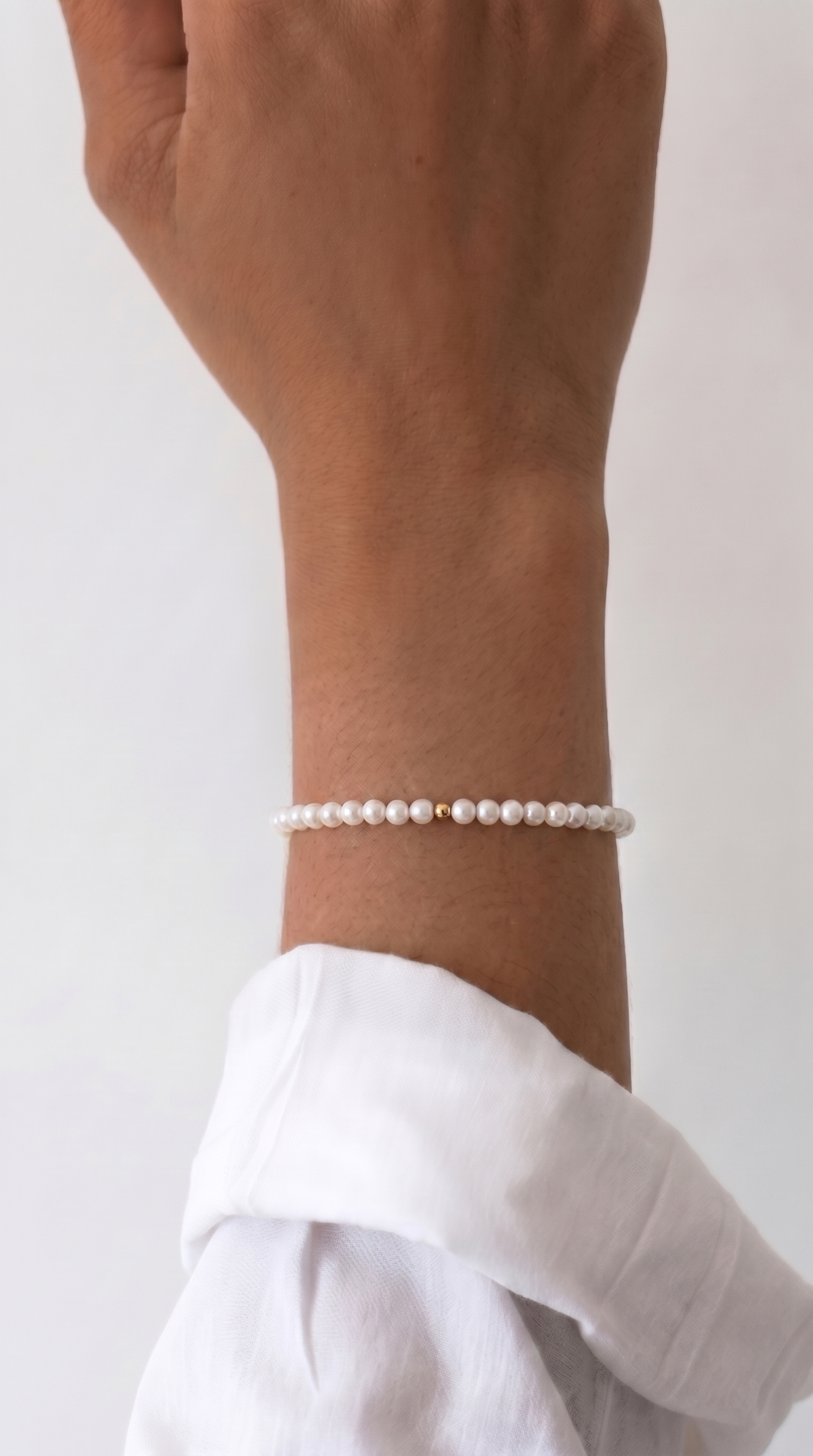 Soft Pearl 18k Gold Accent Bracelet