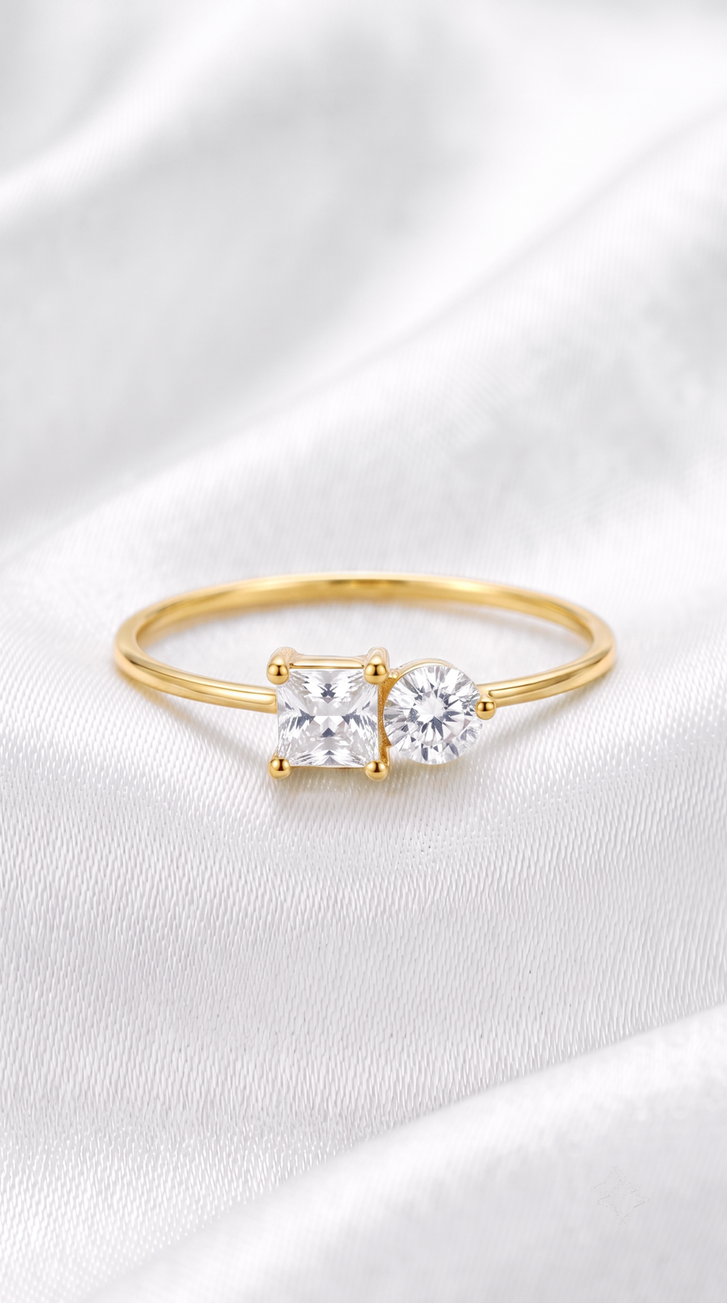 18K Gold Lab-Grown Diamond Twin Aura Ring