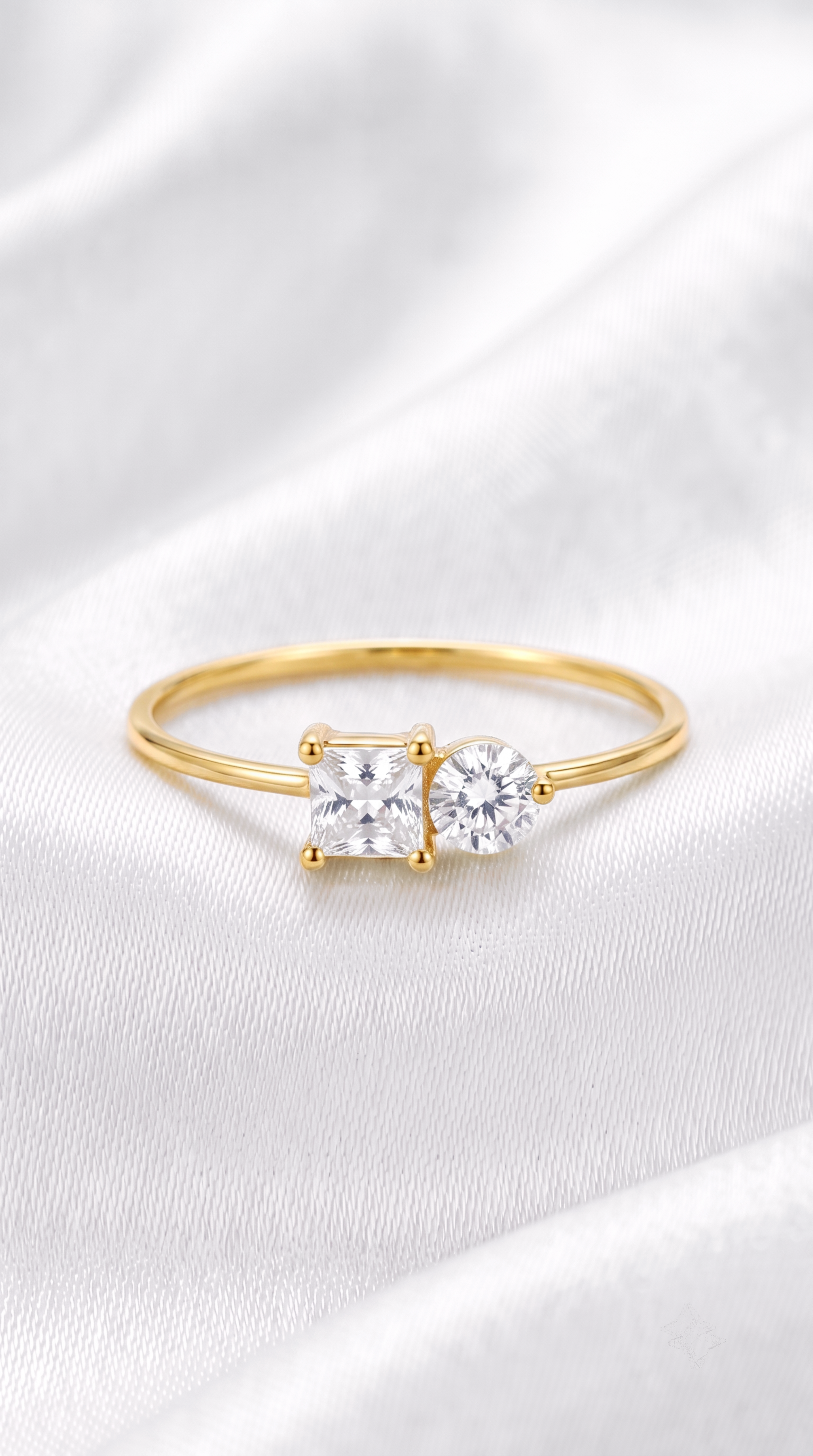 18K Gold Lab-Grown Diamond Twin Aura Ring
