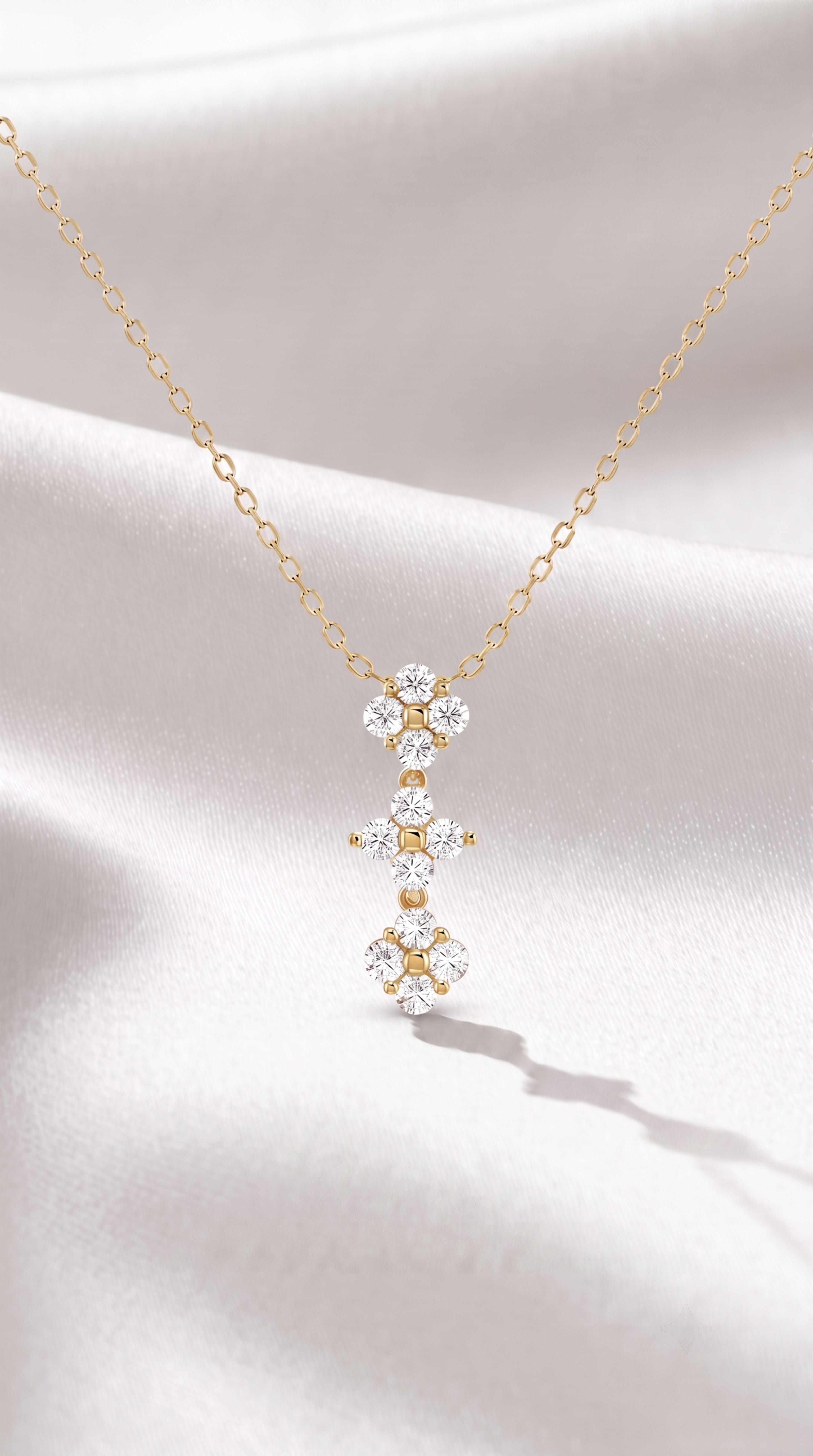 Gold Vermeil Bloom to Heart Lab Grown Diamond Necklace