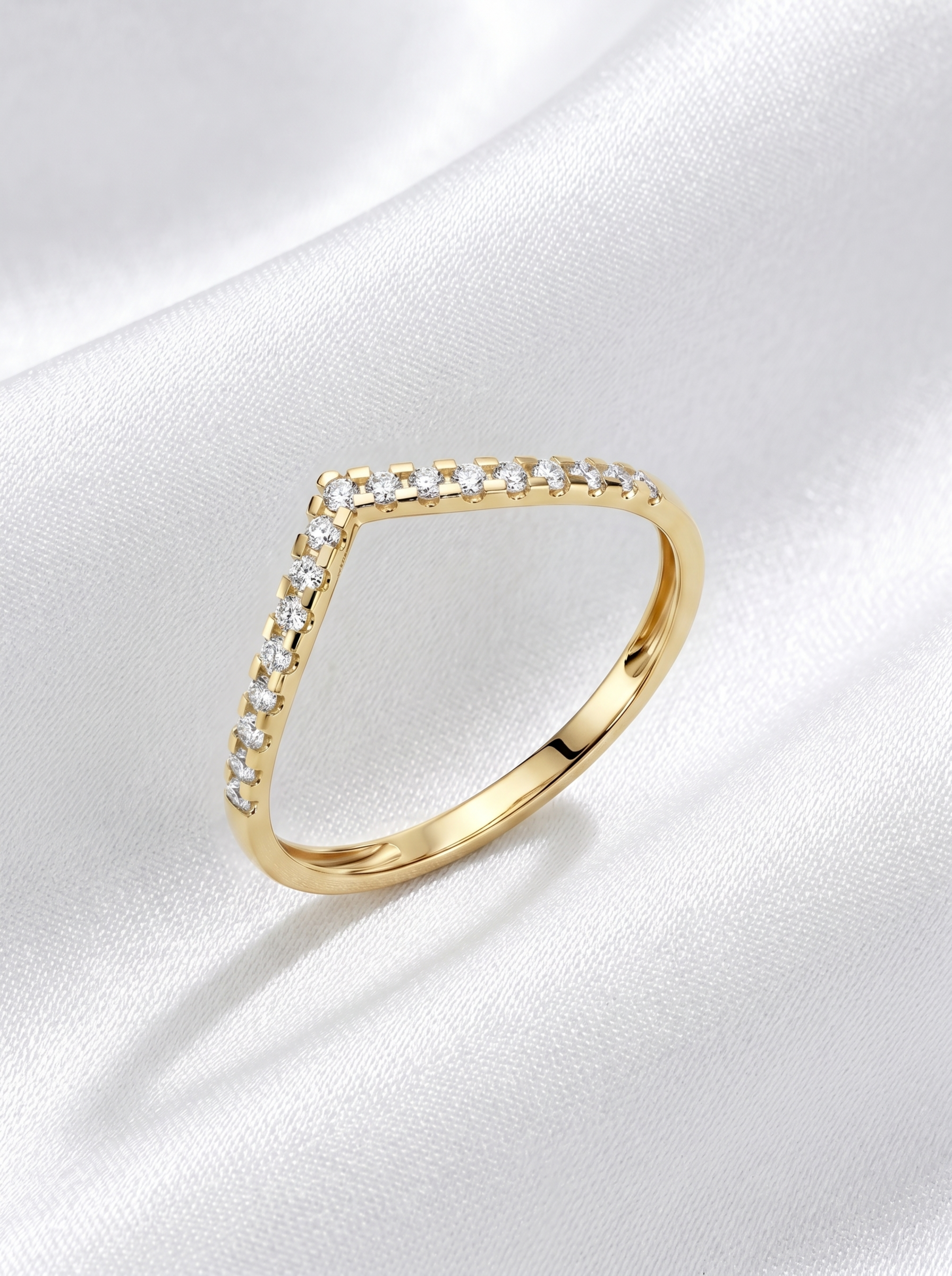 18k Gold Lab Grown Diamond Contour Ring
