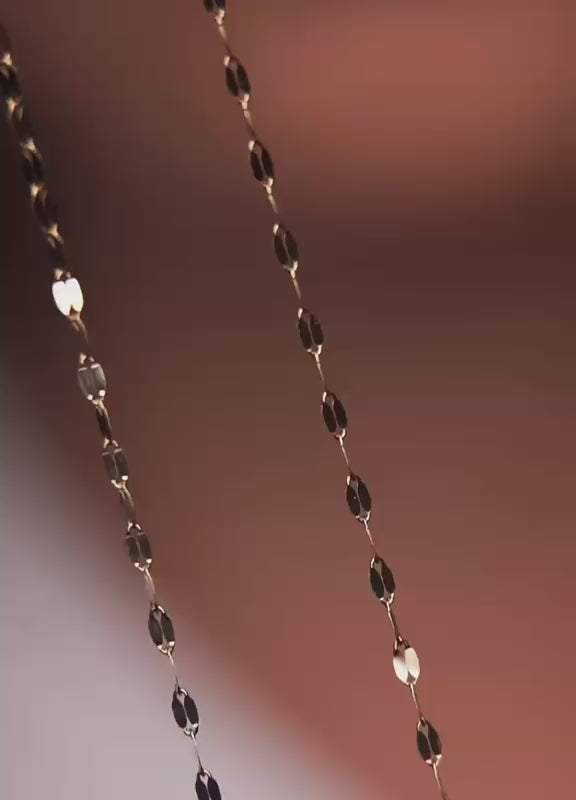18k Gold Petal Chain Necklace