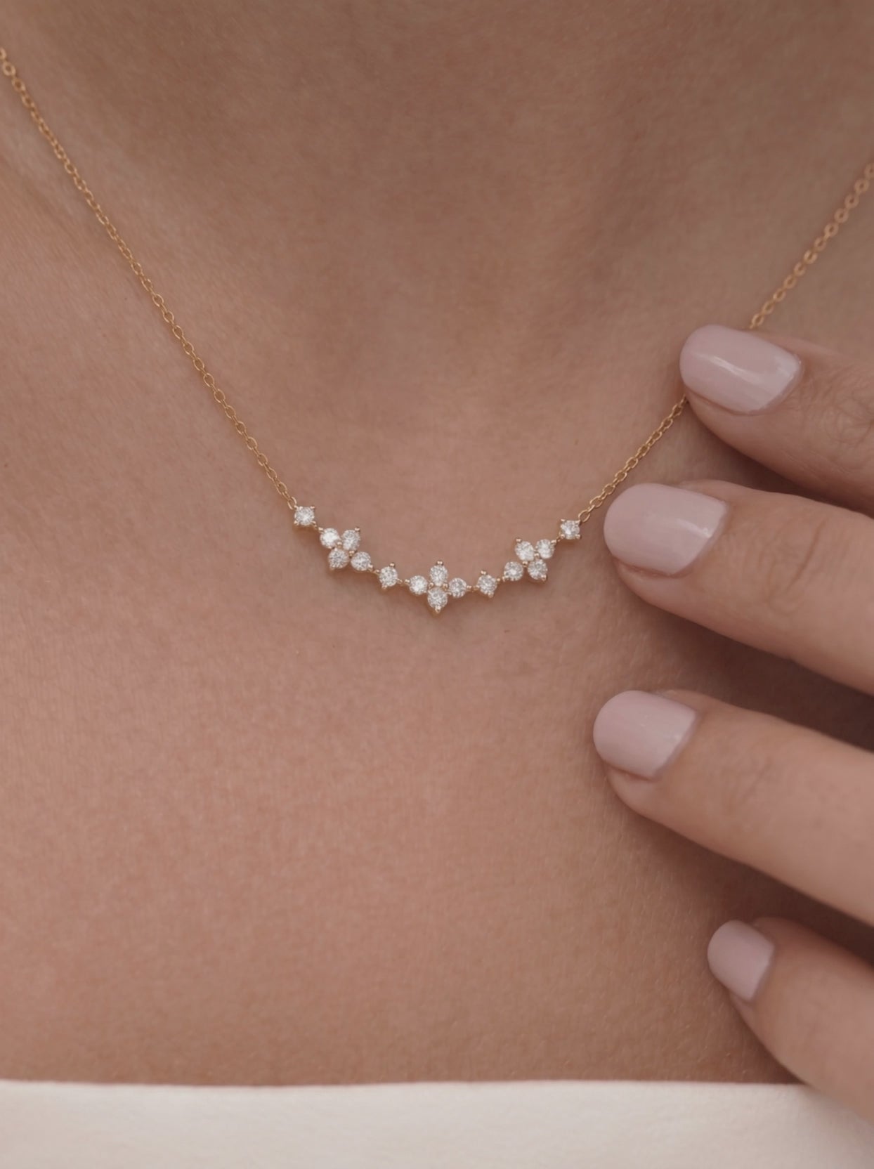 18k Gold Natural Diamond Floral Rhythm Necklace